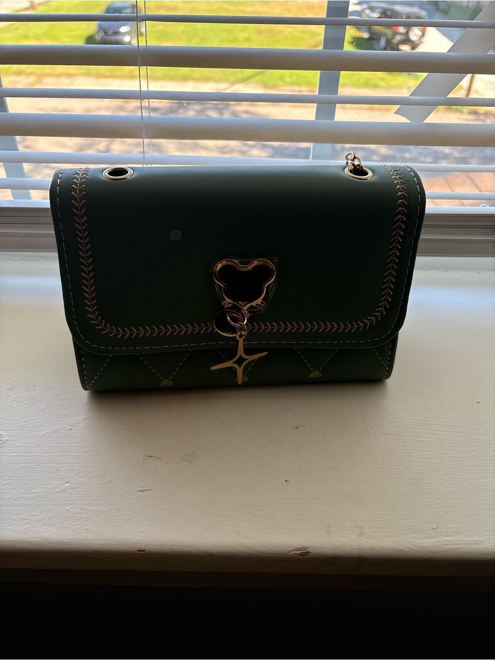No Boundaries Green Crossbody with Gold Heart Charm